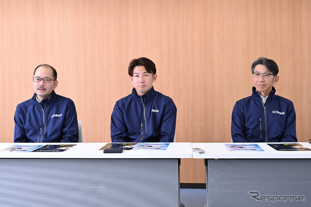 電動アシストホースカーの開発をおこなうヤマハモーターエンジニアリングの(左から)杉山氏、畑島氏、藤井氏
