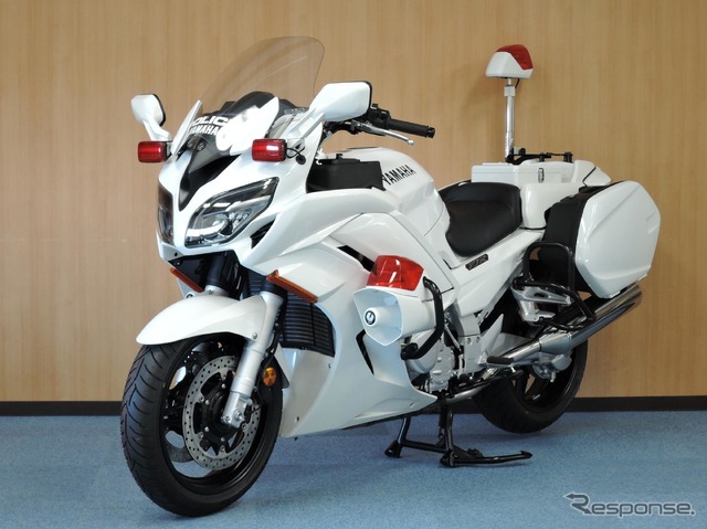 白バイ仕様のヤマハ「FJR1300AP」(資料画像)