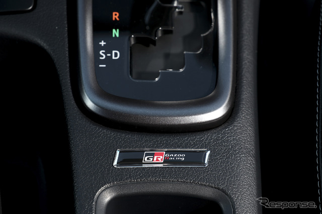 トヨタ ハイラックス GR SPORT II