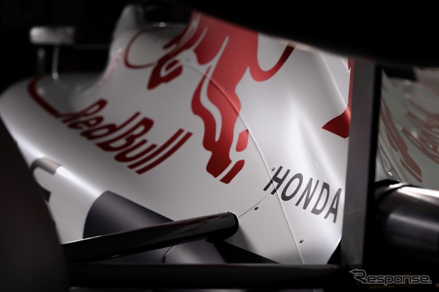 F1日本GP限定カラーのレッドブルRB21