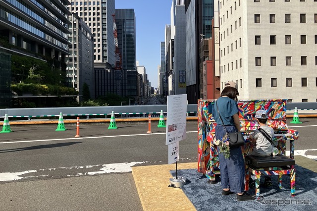 再生先取り企画:GINZA SKY WALK 2024 インタラクションエリア:中央通り、京橋・日本橋方面