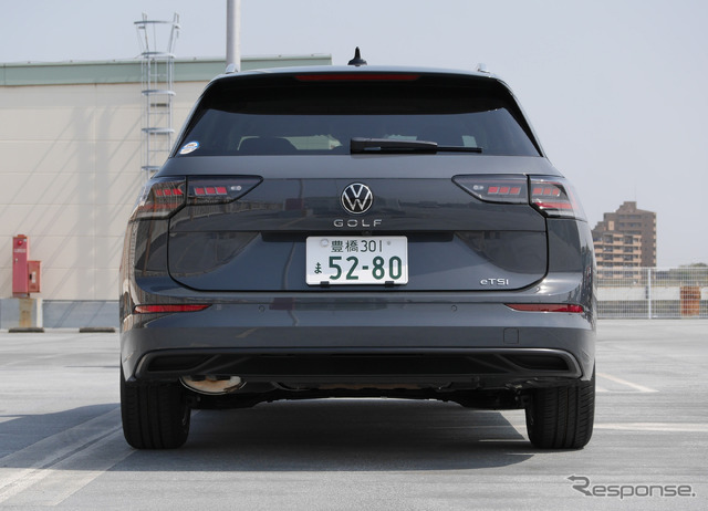 VW ゴルフヴァリアント eTSI アクティブ