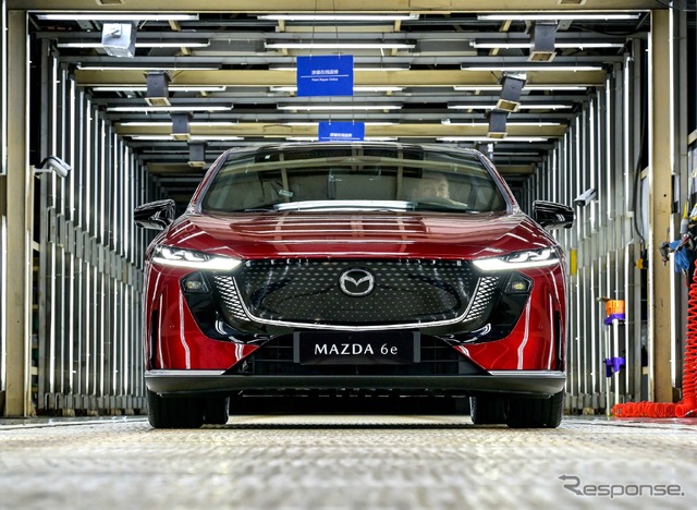 長安マツダの南京工場でマツダの新型電気自動車『マツダ6e』の量産を開始