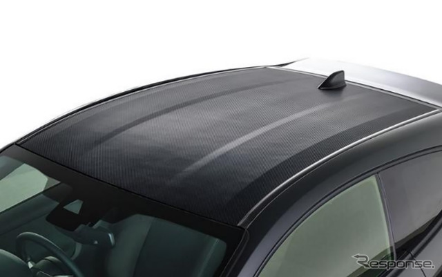 トヨタ GRヤリスのルーフに採用されているカーボンルーフ