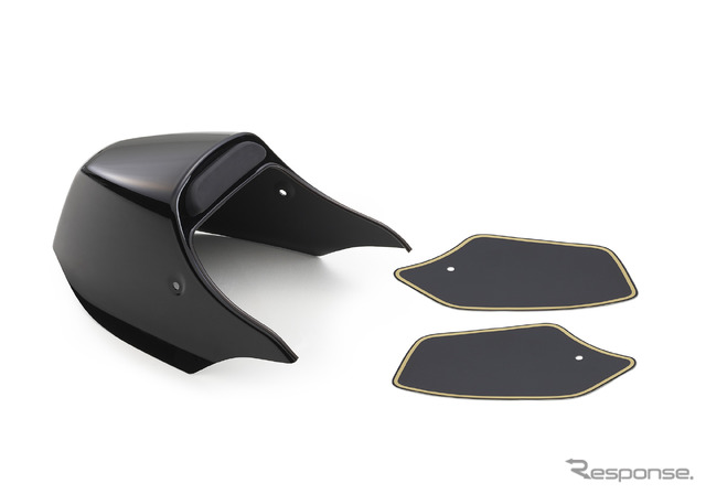 XSR900 2025年モデル用「シートカウル ブラック/ゴールド」