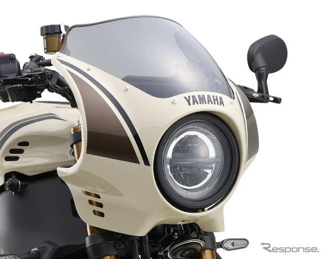 XSR900 2025年モデル用「フロントカウル アイボリー」