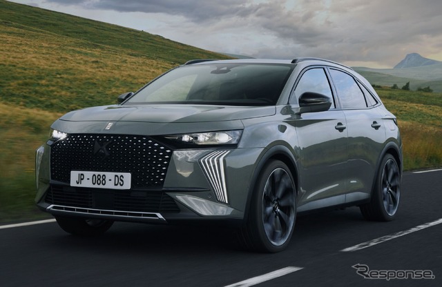 DS 7（欧州仕様）