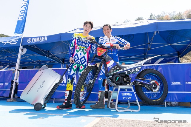YAMAHA FACTORY RACING TEAM 黒山健一選手と氏川政哉選手