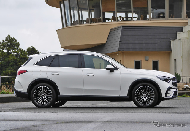 メルセデスベンツ GLC220d Core
