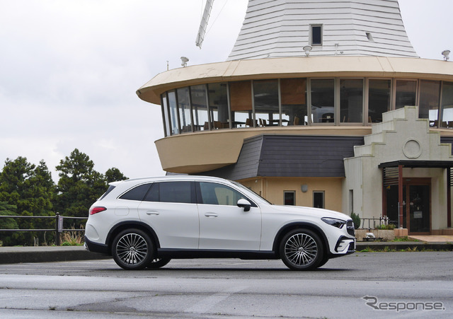 メルセデスベンツ GLC220d Core
