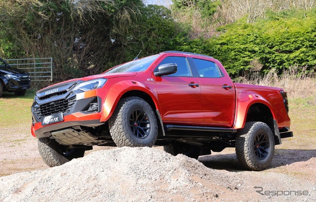 いすゞ『D-Max Arctic Trucks AT35』