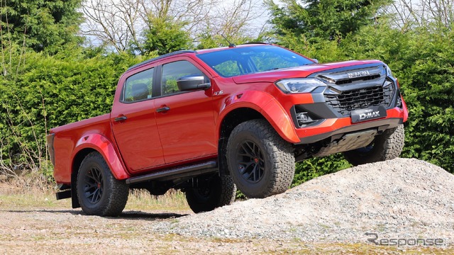 いすゞ『D-Max Arctic Trucks AT35』