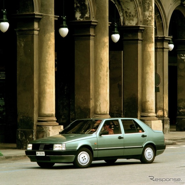 フィアット・クロマ