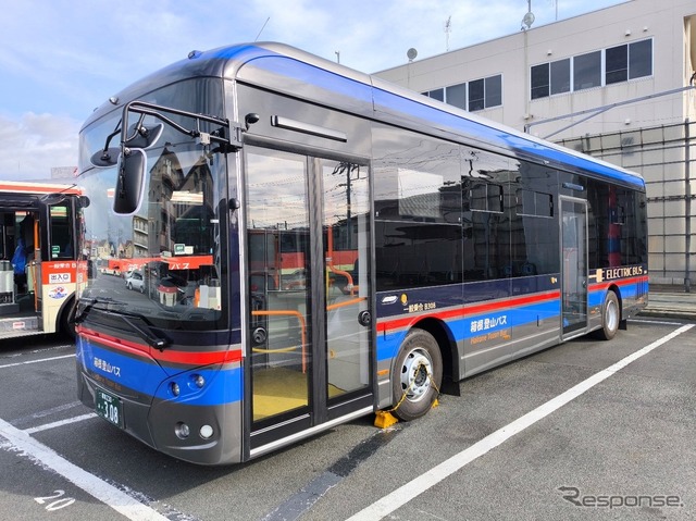 箱根登山バスがEVモーターズ・ジャパン製のEVバス運行開始
