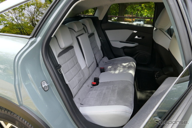 シトロエン C4 MAX Hybrid