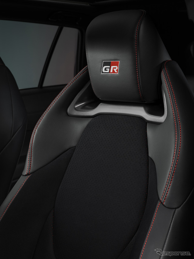 トヨタ・カローラクロスの「GRスポーツ」(欧州仕様)