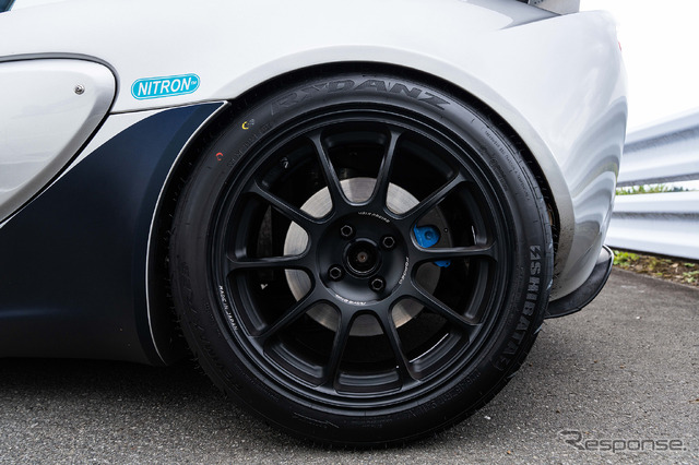 ロータス EXIGE × ボルクレーシング ZE40…レイズファンミーティング