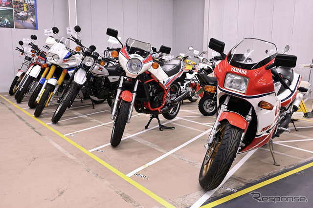 ヤマハ発動機 豊岡技術センターでレストアされる車両