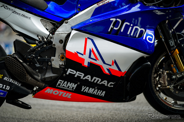 プリマ・プラマック・ヤマハMotoGPが主要パートナーのアルピーヌの誕生70周年記念カラーリング発表