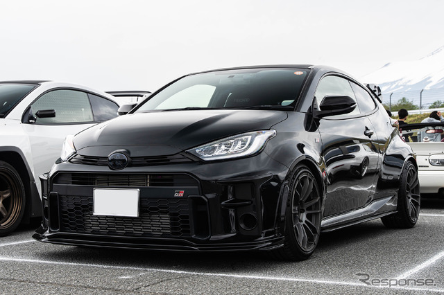 TOYOTA GRヤリス × グラムライツ 57XR…レイズファンミーティング2025