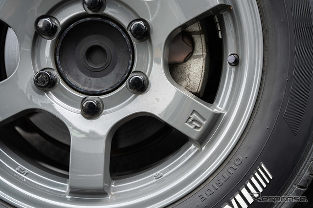 TOYOTA ハイエース × グラムライツ 57DR-X…レイズファンミーティング2025