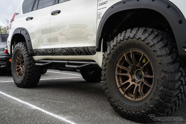 TOYOTA ランドクルーザー プラド × グラムライツ 57XR-X…レイズファンミーティング2025