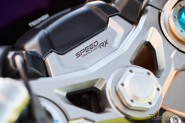 トライアンフ新型『スピードトリプル1200RX』