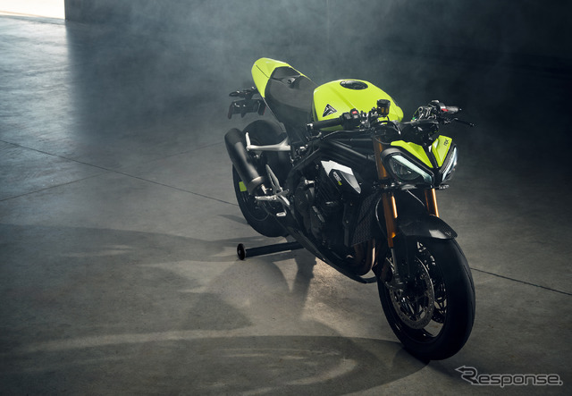 トライアンフ スピードトリプル1200RX