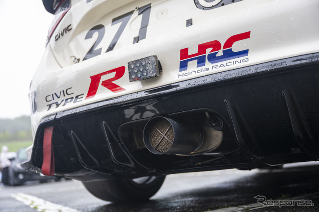 スーパー耐久シリーズ ST-Qクラス参戦車両。カーボンニュートラル燃料で走行する