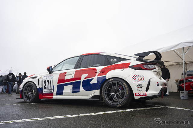 スーパー耐久シリーズ ST-Qクラス参戦車両。カーボンニュートラル燃料で走行する