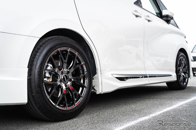 TOYOTA ヴェルファイア × ホムラ 2×7FT…レイズファンミーティング2025
