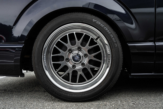 TOYOTA ハイエース × ホムラ2×9L-RA…レイズファンミーティング2025
