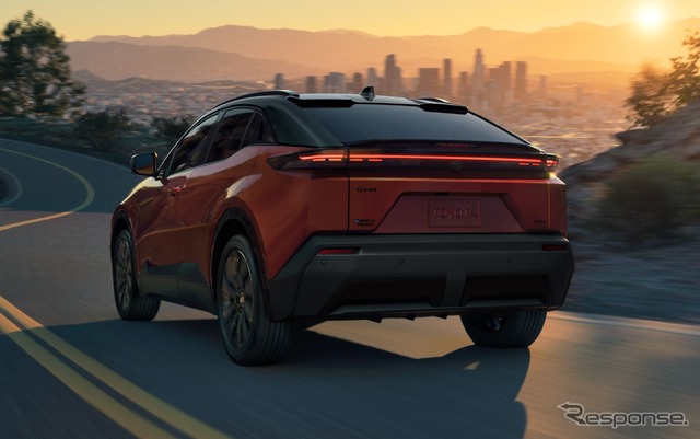 トヨタ C-HR BEV