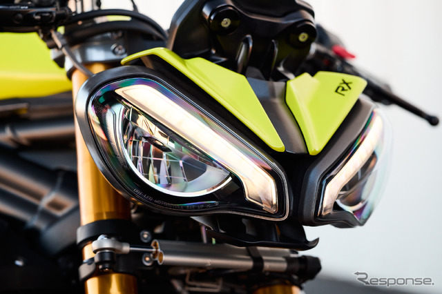 トライアンフ スピードトリプル1200RX