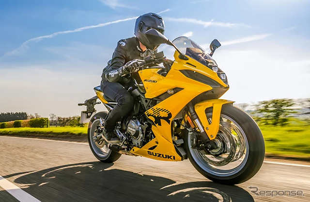 スズキ GSX-8R Kiiro Edition