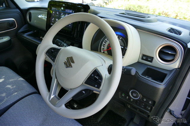 スズキ・ワゴンRスマイル HYBRID X 2WD