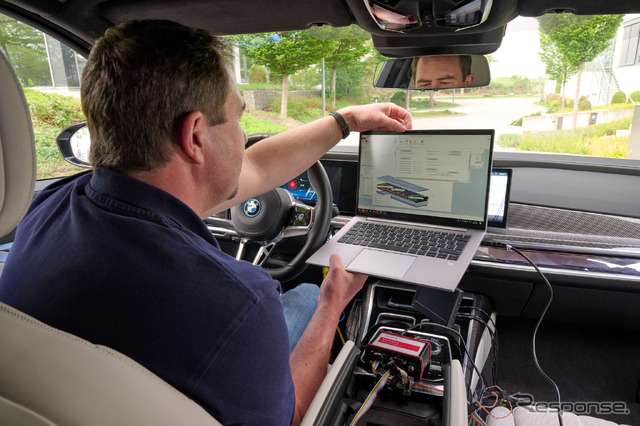 ソリッドパワー社の大型純全固体電池(ASSB)セルを搭載したBMW『i7』のプロトタイプ