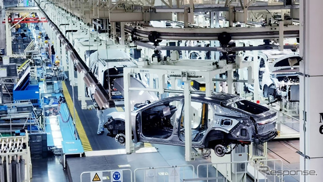 一汽トヨタは新型EV『bZ5』の生産を同社の新エネルギー工場で開始