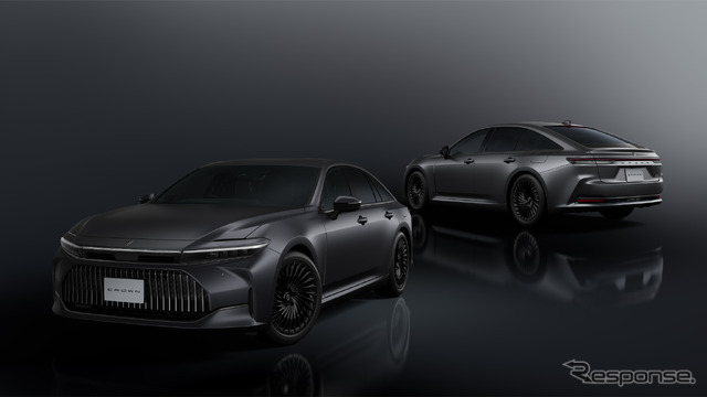 トヨタ クラウン Z “THE LIMITED-MATTE METAL”