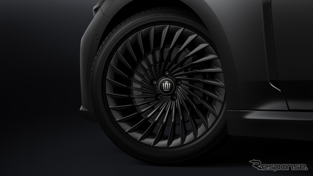 トヨタ クラウン Z “THE LIMITED-MATTE METAL”