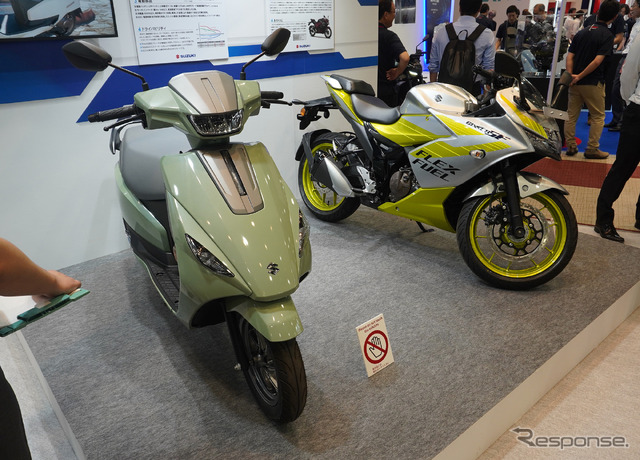 スズキ eアクセスとジクサーSF 250 FFV(人とくるまのテクノロジー展2025)