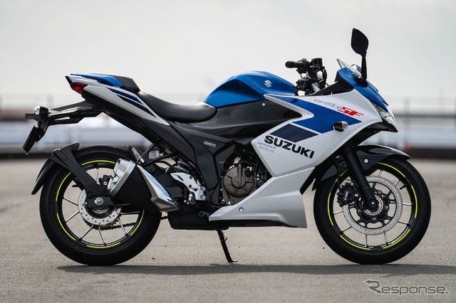 スズキ ジクサーSF250