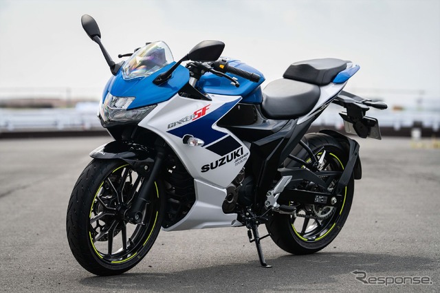 スズキ ジクサーSF250