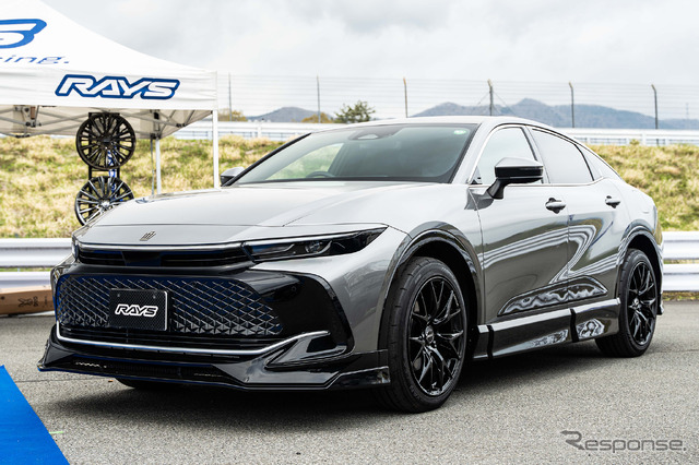 TOYOTA クラウン × レイズ ベルサス VV27S