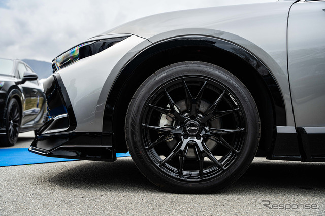 TOYOTA クラウン × レイズ ベルサス VV27S