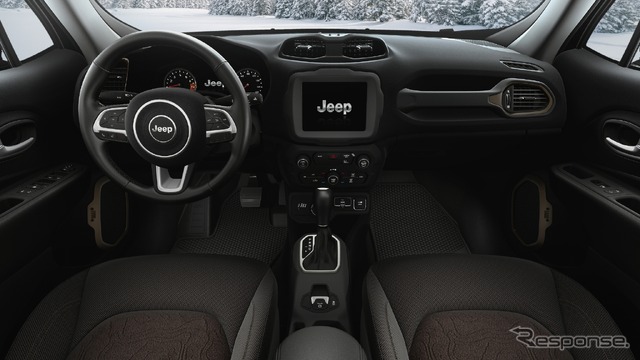 ジープ レネゲード 2023年型