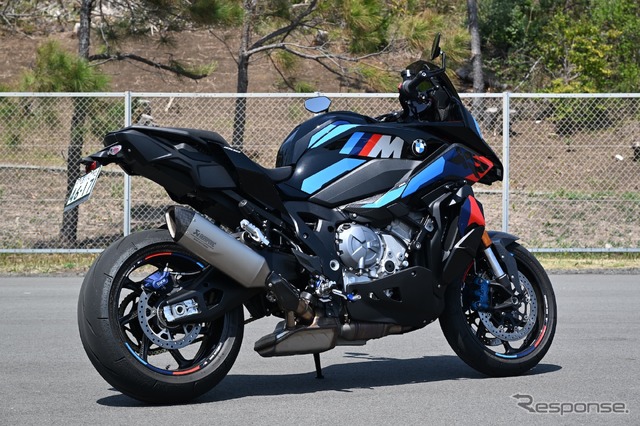 BMW M 1000 XR