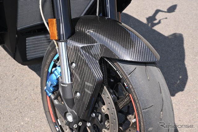 BMW M 1000 XR