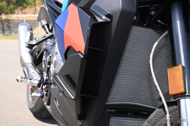 BMW M 1000 XR