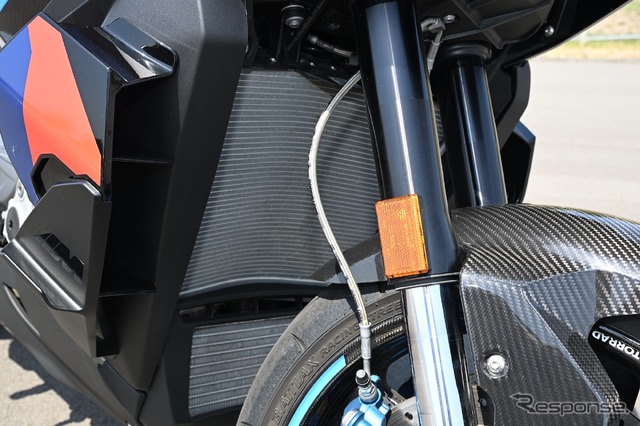 BMW M 1000 XR